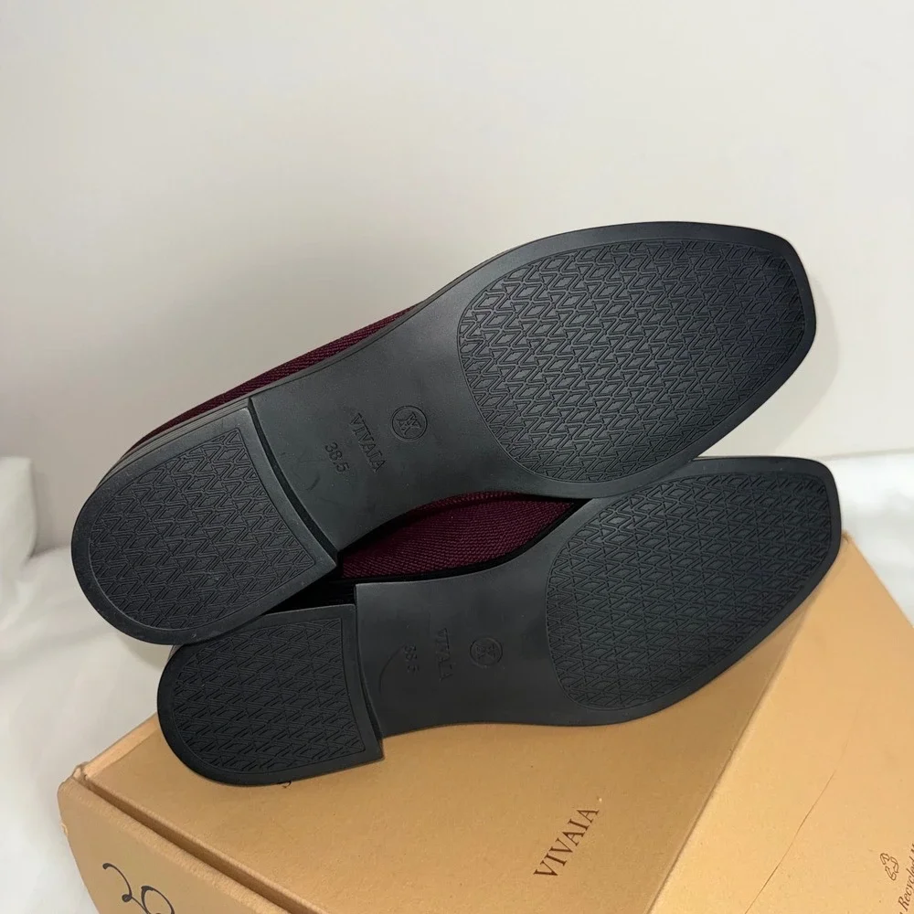 VIVAIA Burgundy Knit Pointed‎ Toe Chelsea Boots Women's Size US 7.5 EU 38.5